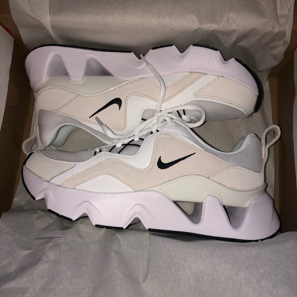 NIKE RYZ 365
